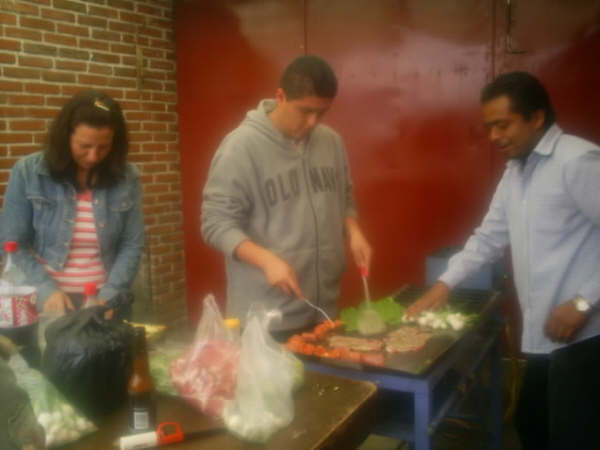 Omar se une al guiso