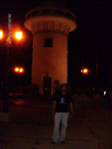 El Faro de noche!